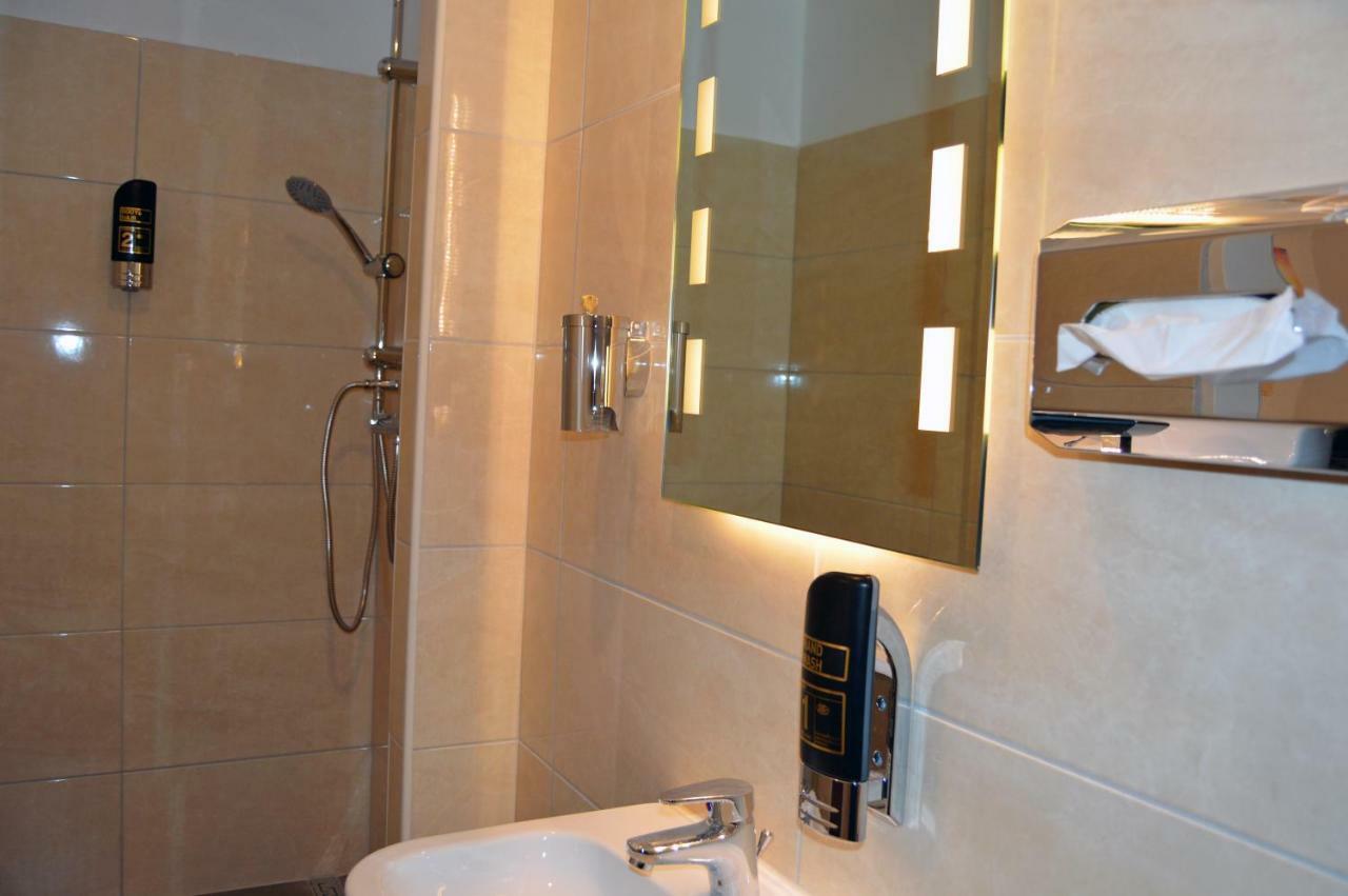 Ambiente Hotel Золтау Екстериор снимка